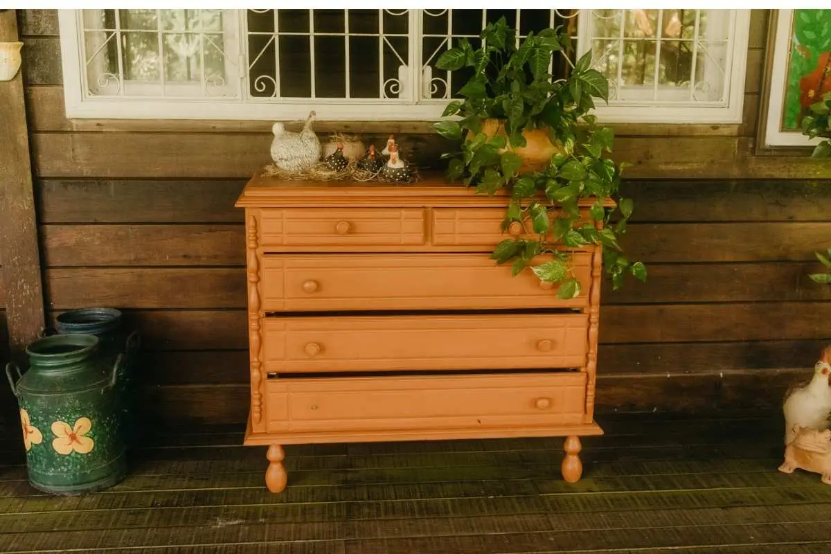 budget furniture refresh painted dresser apartment decorating