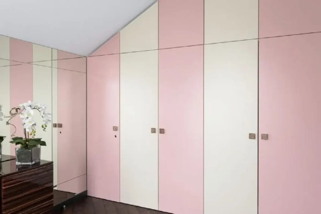 15 best two-colour combinations for a wardrobe in a small bedroom 14 powder pink and off white wardrobe laminate colour combination.