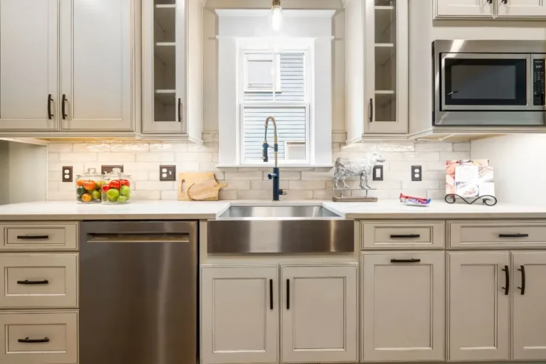 WEB PLUSE | Smart styling, Interior Design, Home decor ideas 1 where to put microwave in small kitchen with no counter space ?